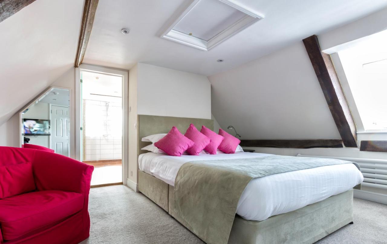 The Bell Inn Hotel Horndon-on-the-Hill Eksteriør bilde