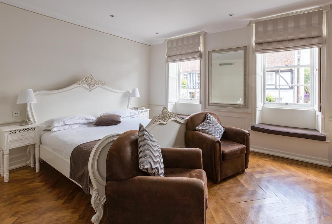 The Bell Inn Hotel Horndon-on-the-Hill Eksteriør bilde