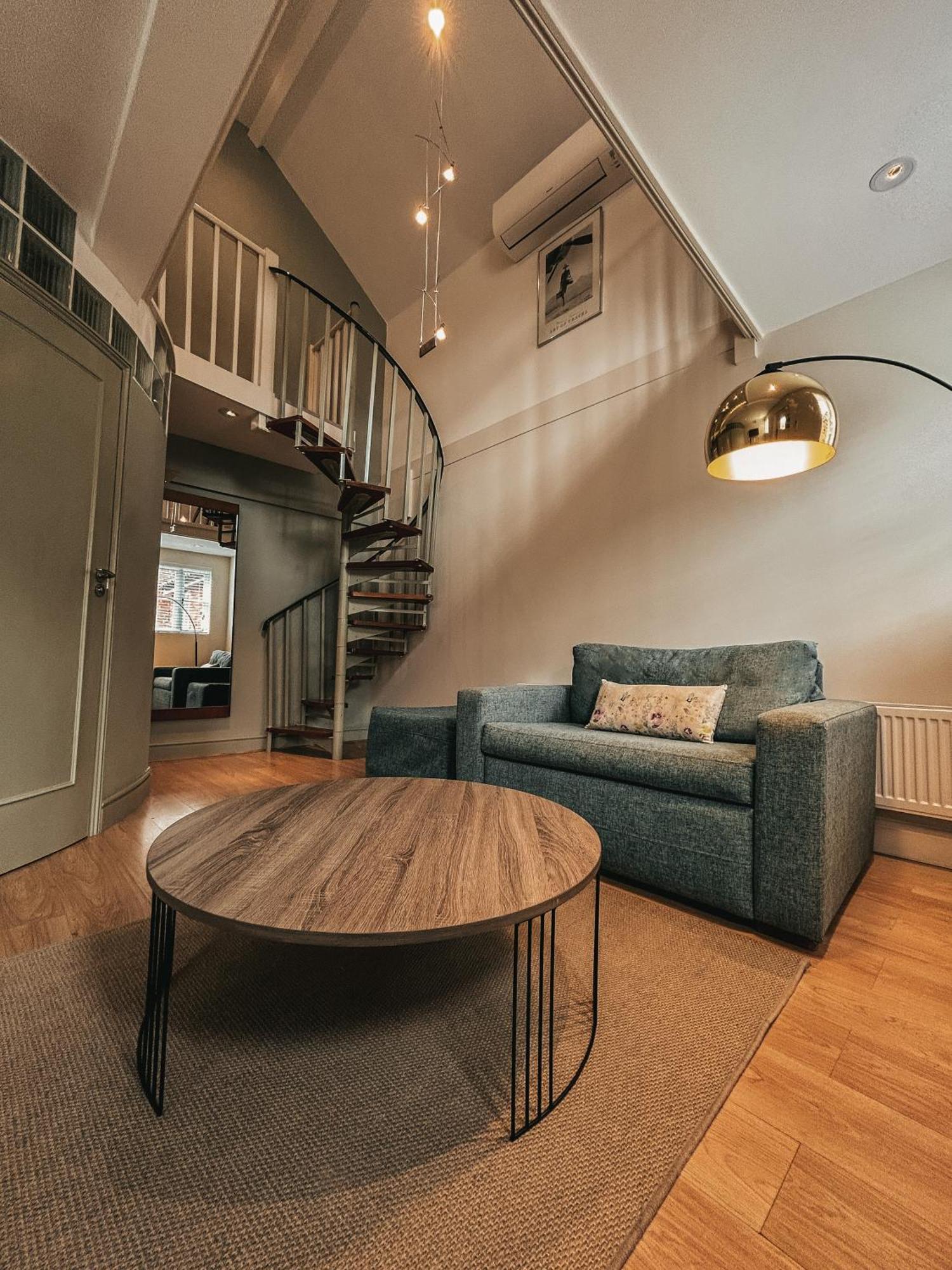 The Bell Inn Hotel Horndon-on-the-Hill Eksteriør bilde