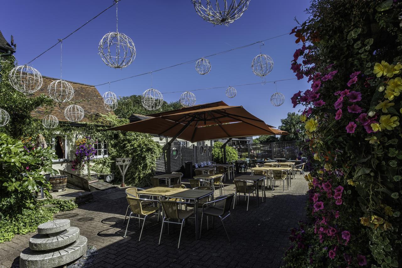 The Bell Inn Hotel Horndon-on-the-Hill Eksteriør bilde